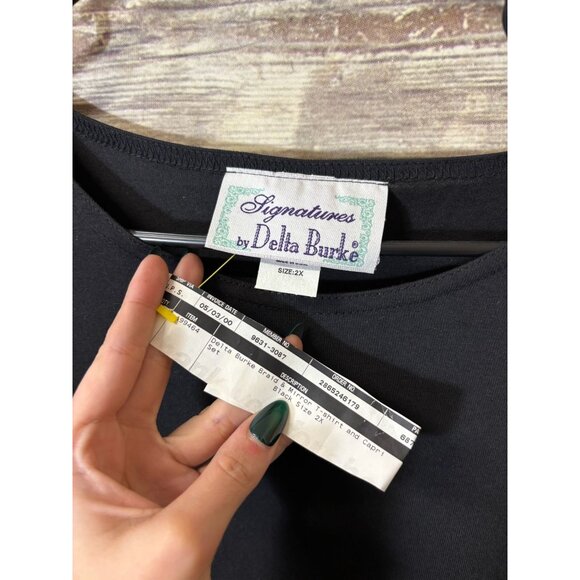 Signature by Delta Burk Two Piece Outfit 2X Braid Mirror Trim T-Shirt Capri Pant - Picture 3 of 8